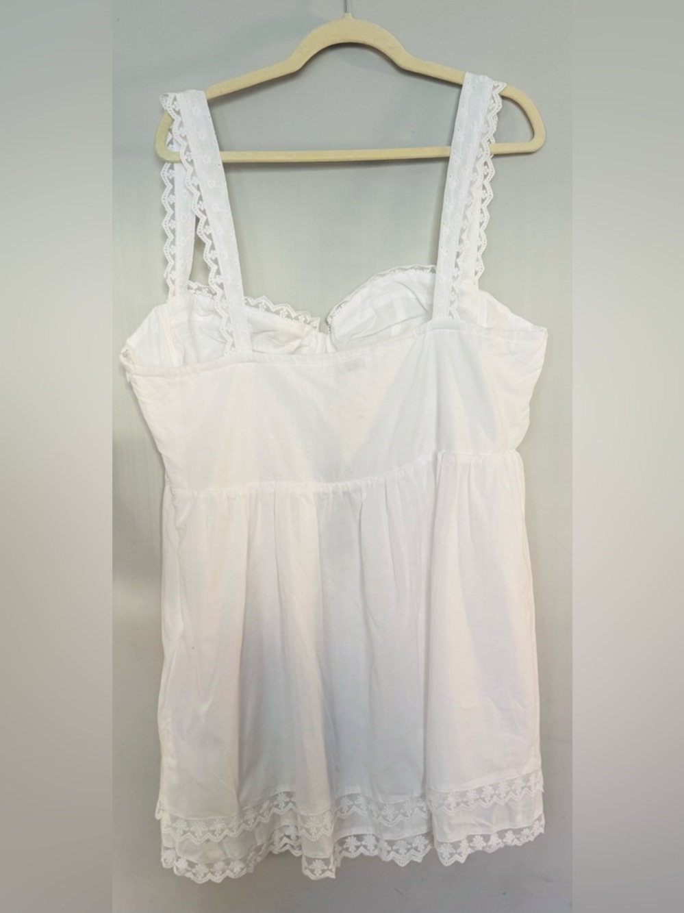 Fashion Nova White Eyelet Lace Bustier Chemise - Picture 5 of 9